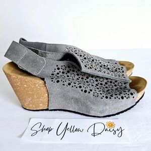 A Giannetti Womens Suede High‎ Heel Wedge Cutouts Sandals Slingback Sz 8 Sh659.2